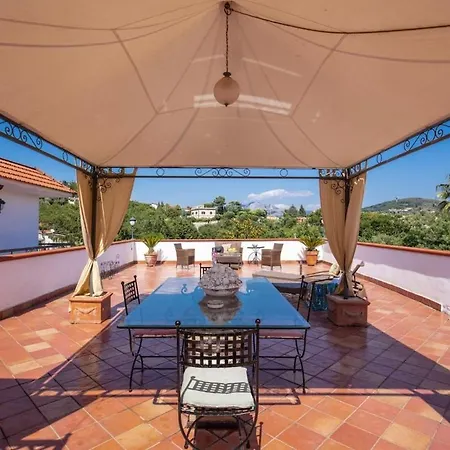 Elide With Private Pool Massa Lubrense