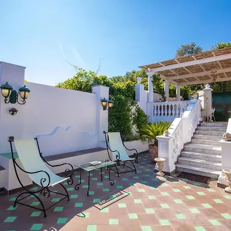 Elide With Private Pool فيلة